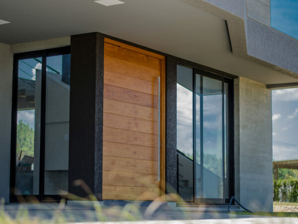 Esquadrias-Saraiva---PORTA-ALUM (7)