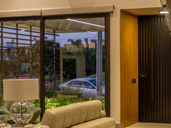 Esquadrias-Saraiva---PORTA-ALUM (9)