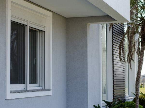 JANELA-PVC-PERSIANA-10